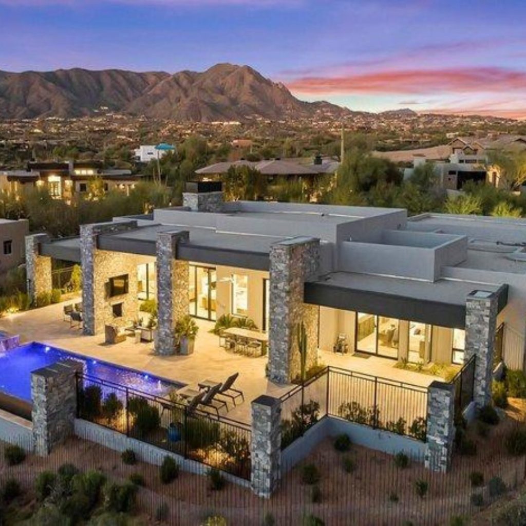 Luxury Scottsdale home illustrating 2026 luxury real estate market trends